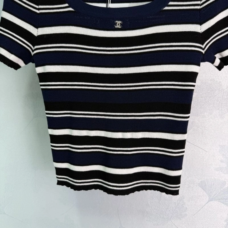 Chanel T-Shirts Stretchable 110251