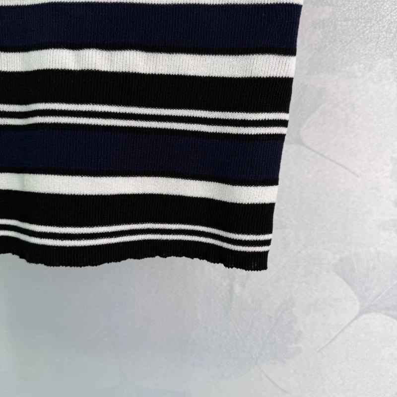 Chanel T-Shirts Stretchable 110251