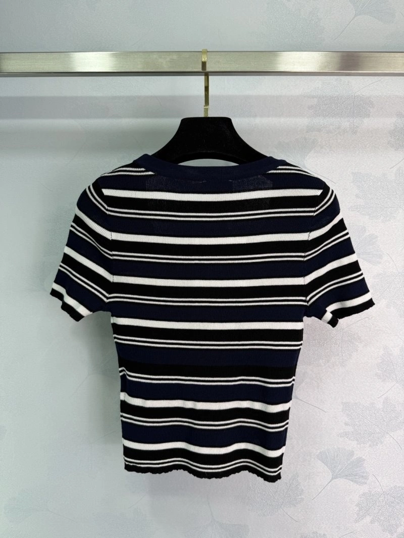 Chanel T-Shirts Stretchable 110251