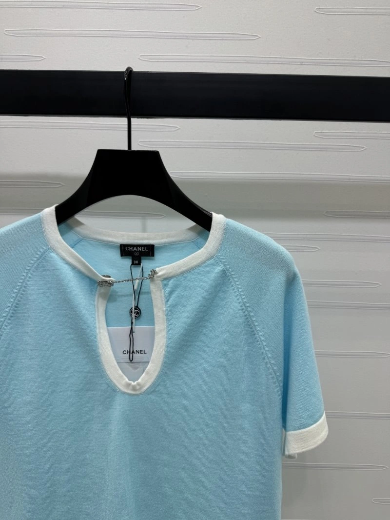 Flexible Chanel T-Shirts 110260