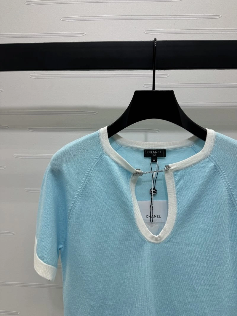 Flexible Chanel T-Shirts 110260