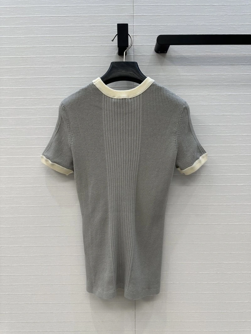 Chanel T-Shirts Resilient 110258