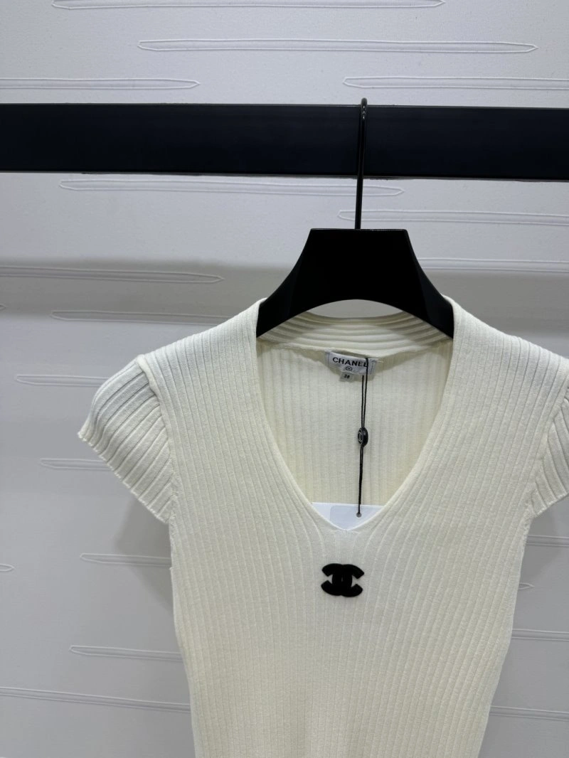 Chanel T-Shirts Chic 110245