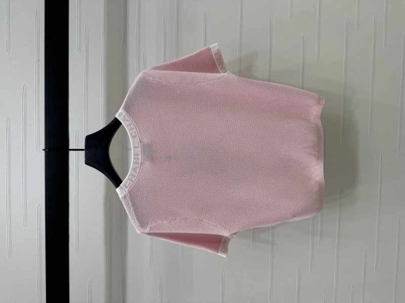 Chanel T-Shirts Casual 110236
