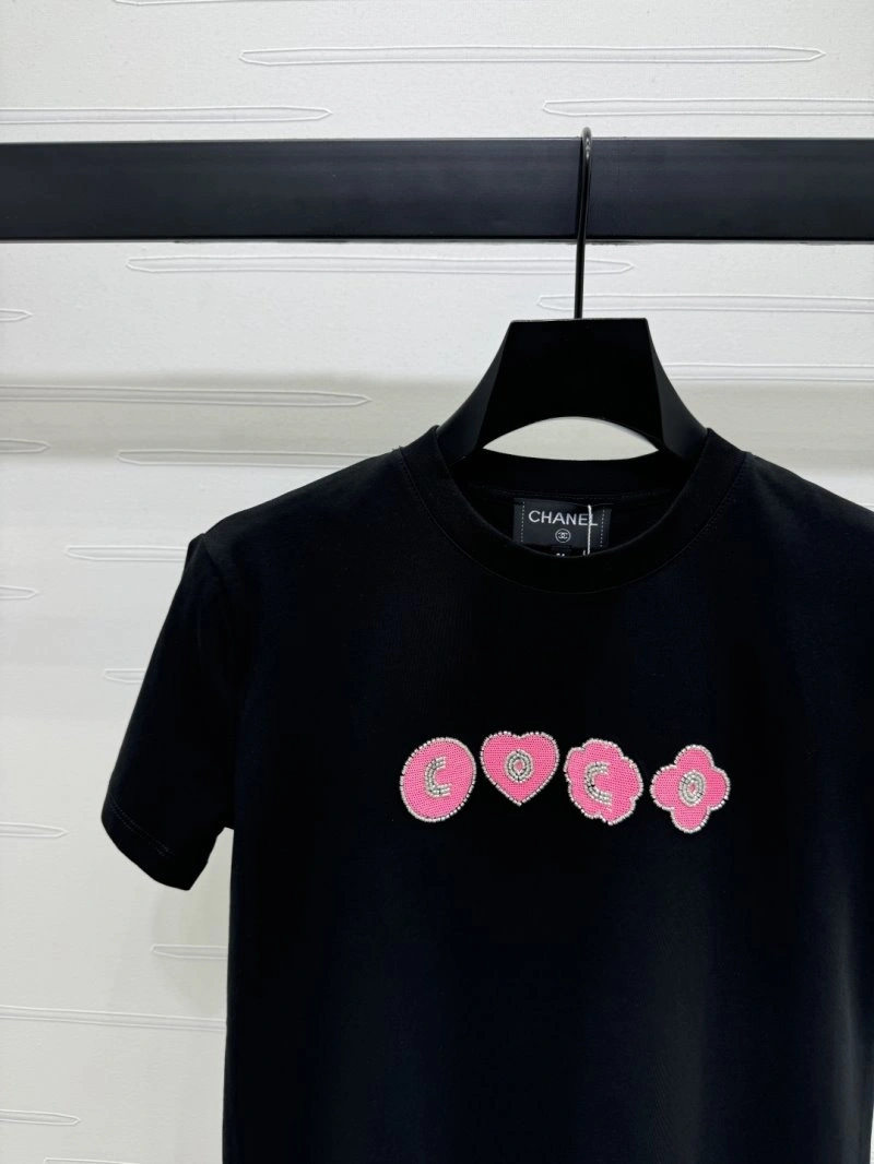 Chanel T-Shirts Lightweight 110233