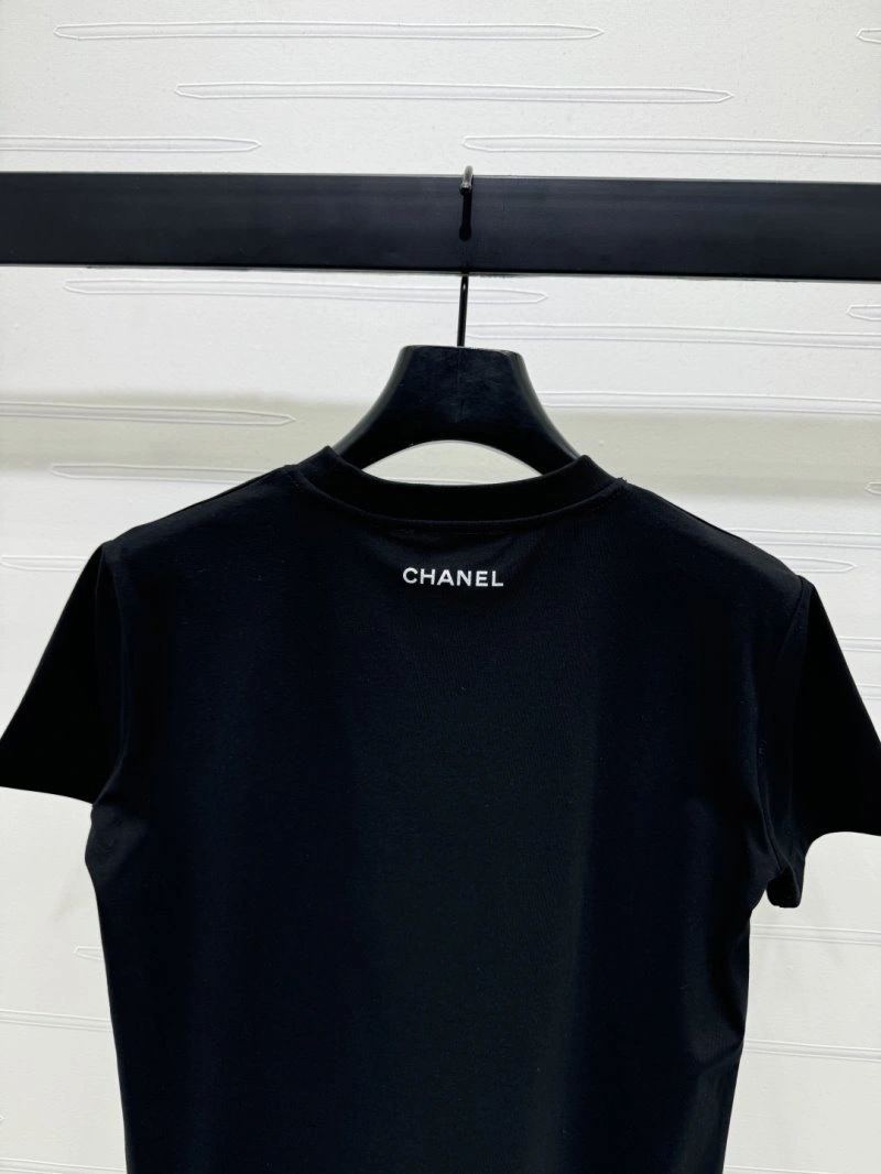 Chanel T-Shirts Lightweight 110233