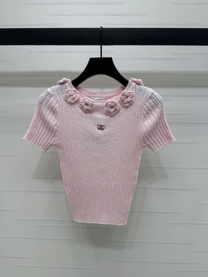 Modern Chanel T-Shirts 110230