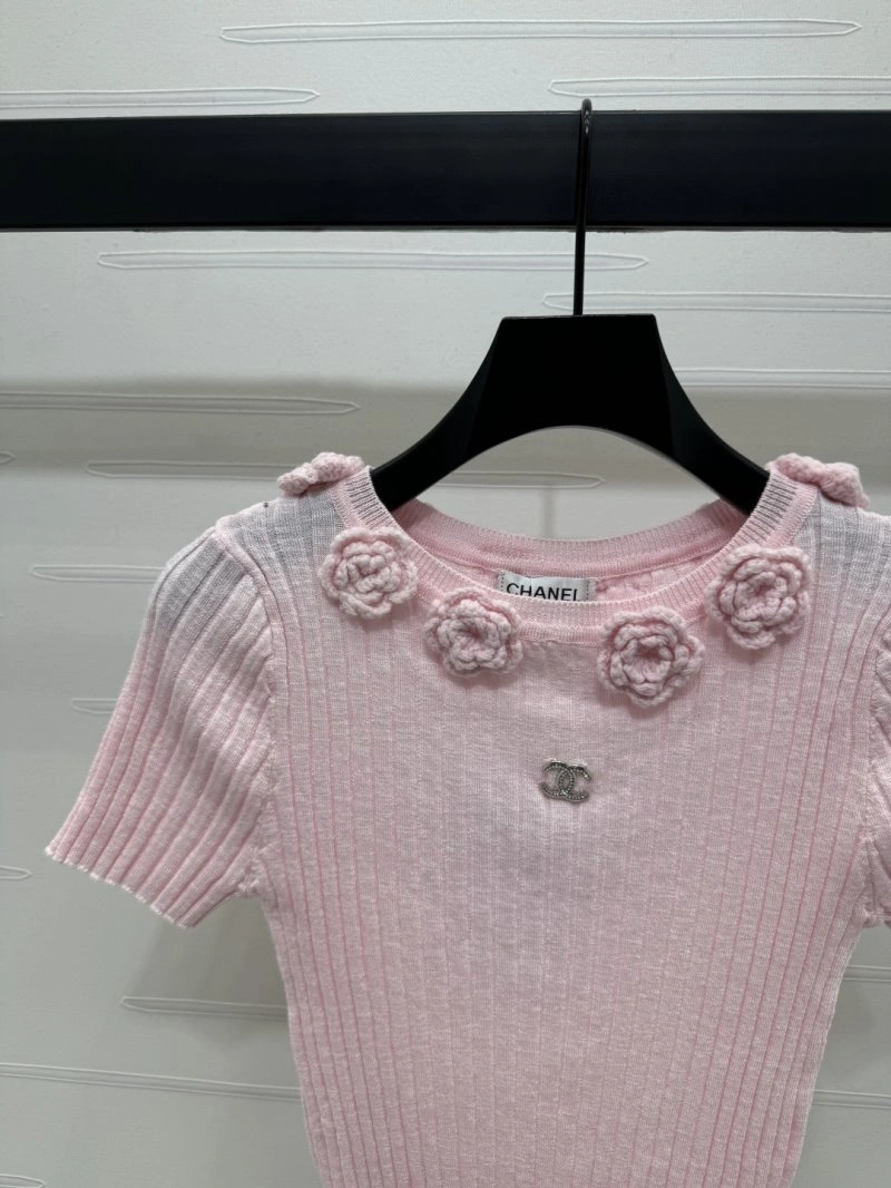 Modern Chanel T-Shirts 110230
