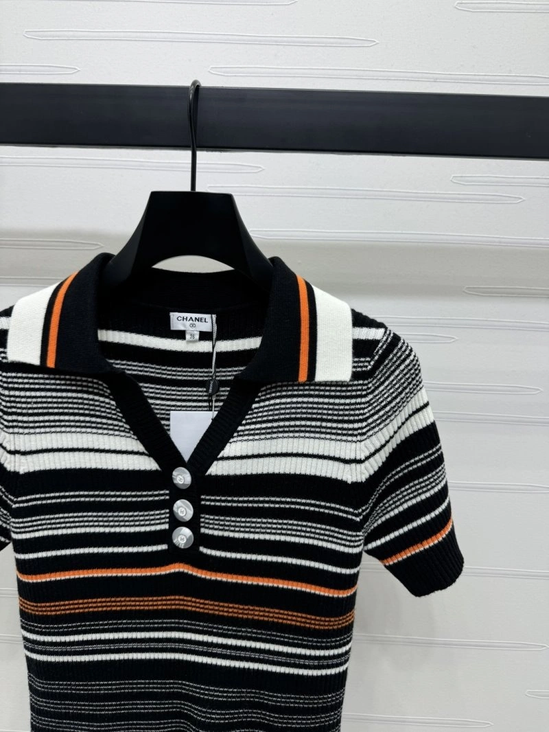 Refined Chanel T-Shirts 110206