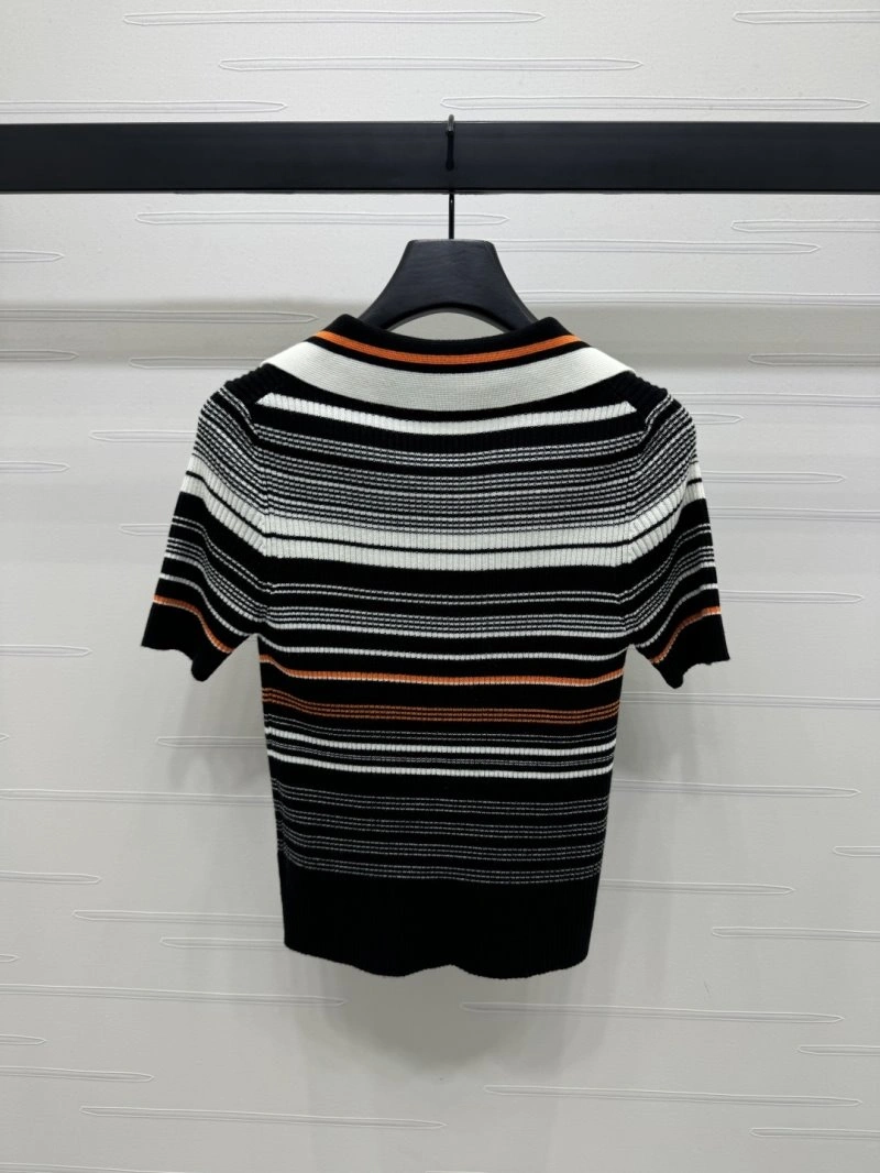 Refined Chanel T-Shirts 110206