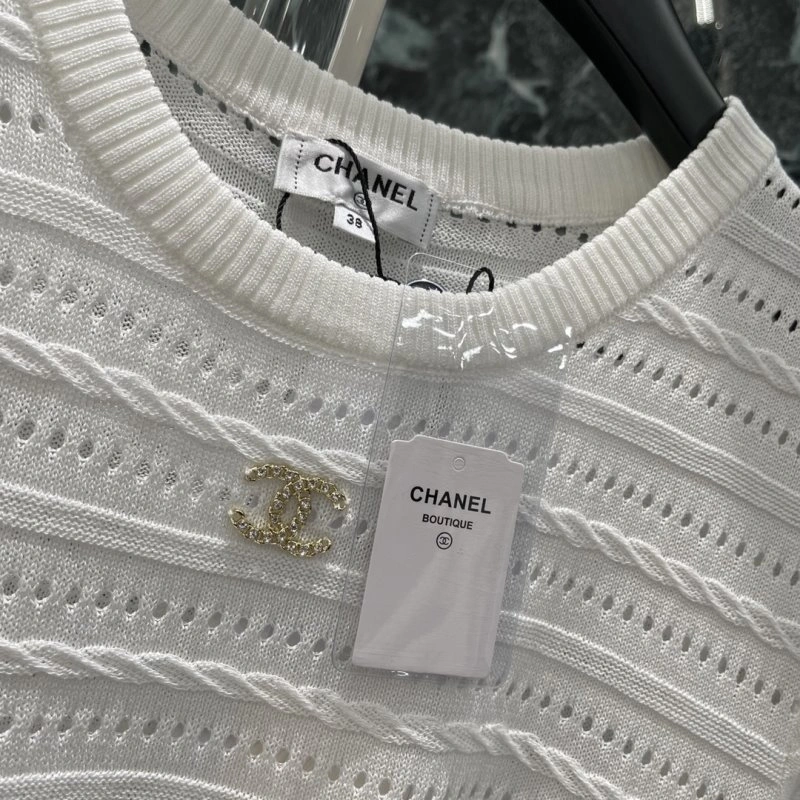 WeatherProof Chanel T-Shirts 110207