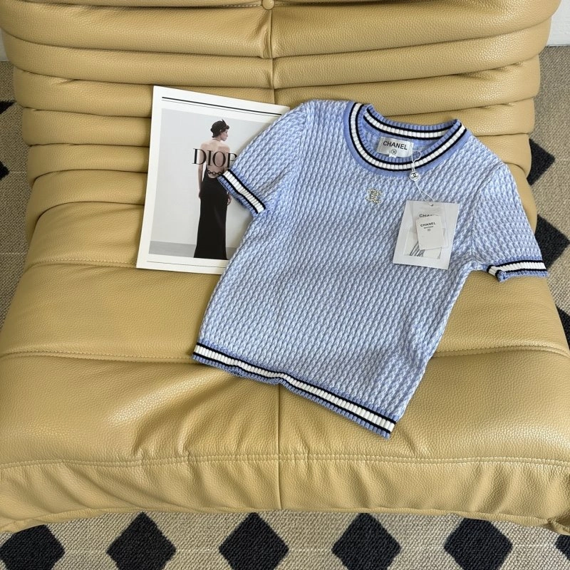 Neat Chanel T-Shirts 110227