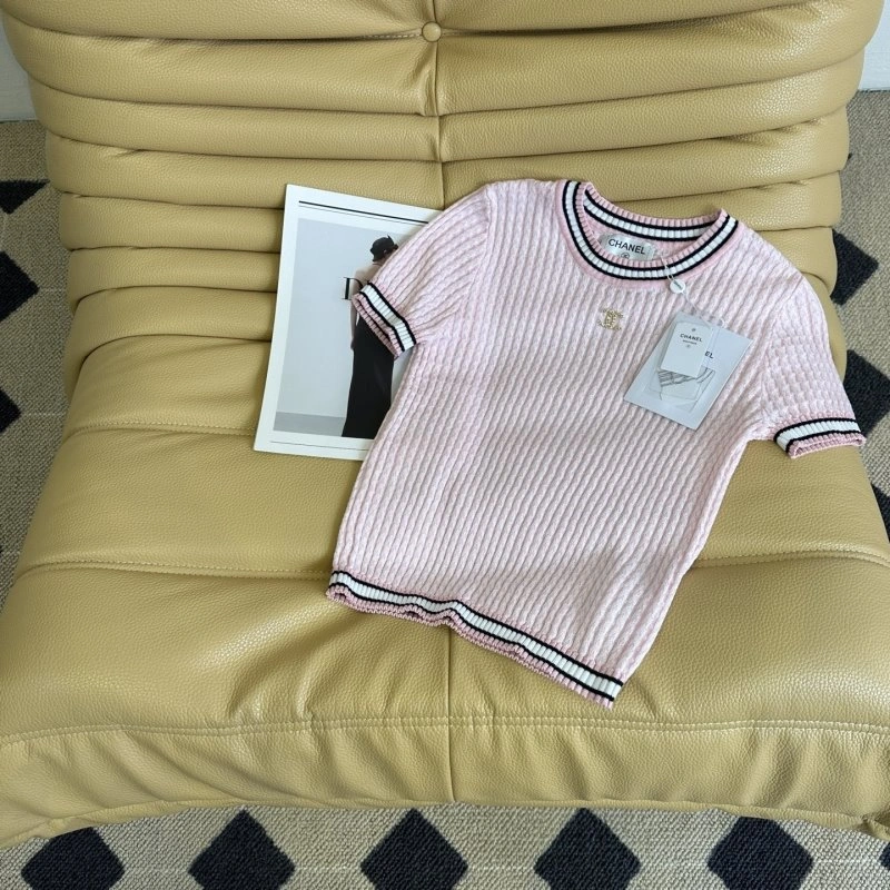 Neat Chanel T-Shirts 110227