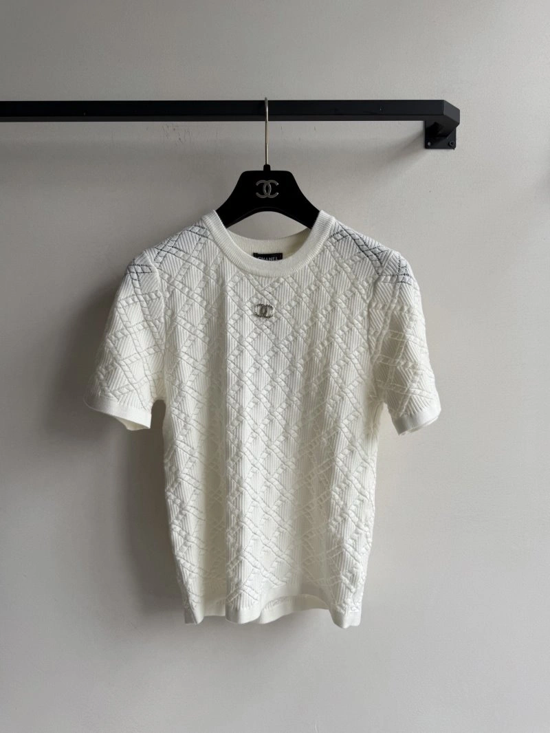 Chanel T-Shirts Breathable 110199