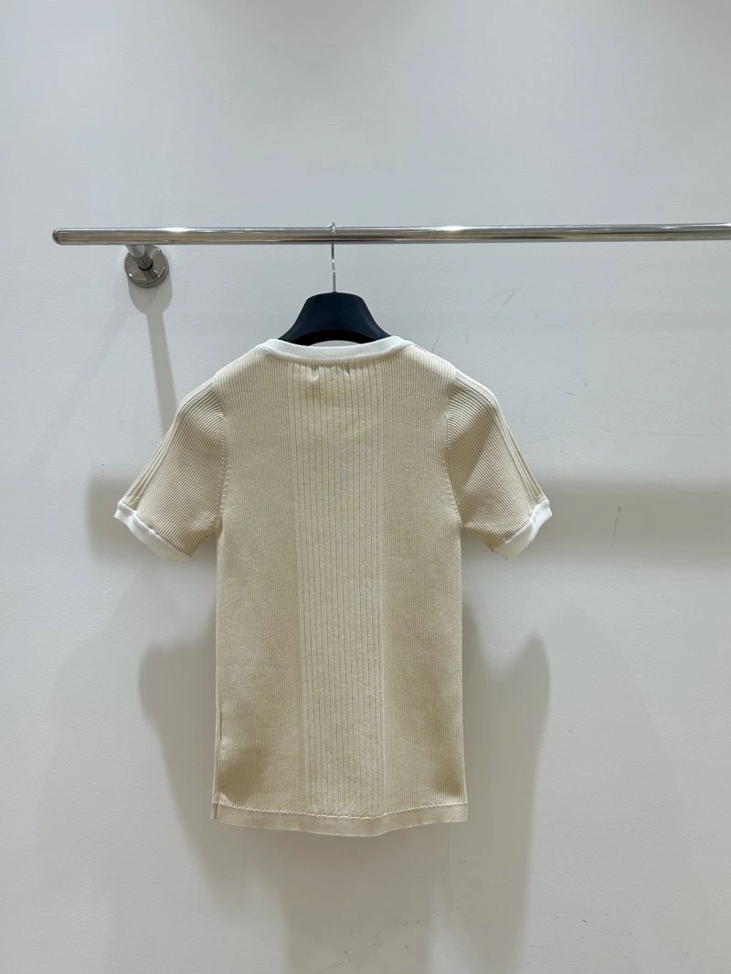 Chanel T-Shirts Durable 110212