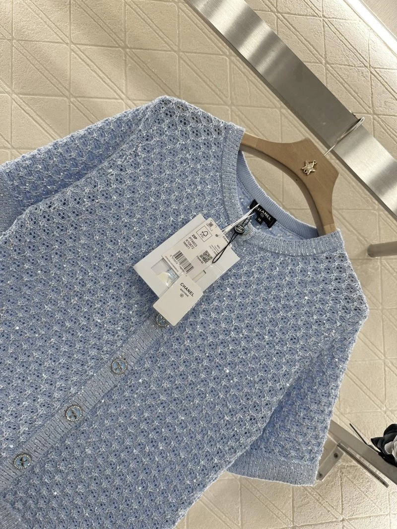 Neat Chanel T-Shirts 110196