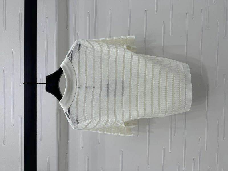 Flexible Chanel T-Shirts 110191