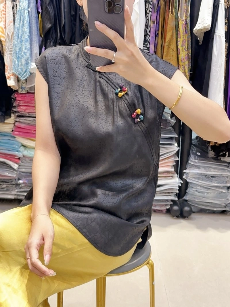 GoAnywhere Chanel T-Shirts 110178