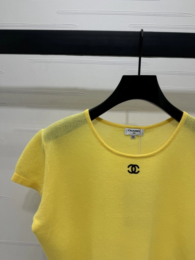 Chanel T-Shirts Effortless 110168