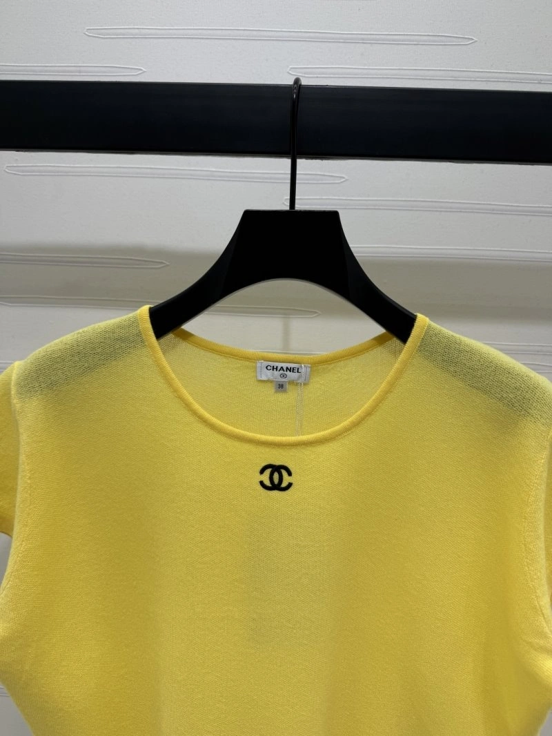 Chanel T-Shirts Effortless 110168