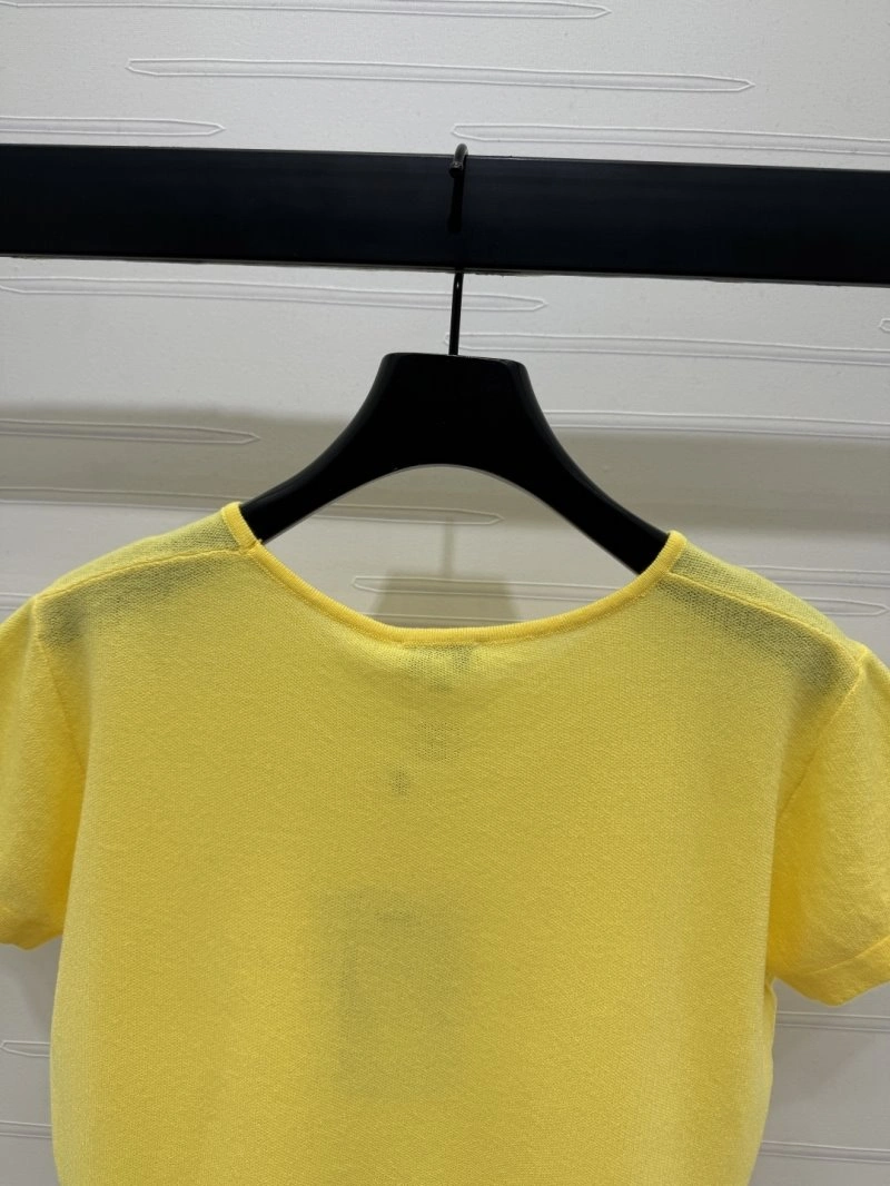 Chanel T-Shirts Effortless 110168
