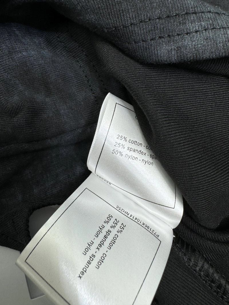Packable Chanel T-Shirts 110175