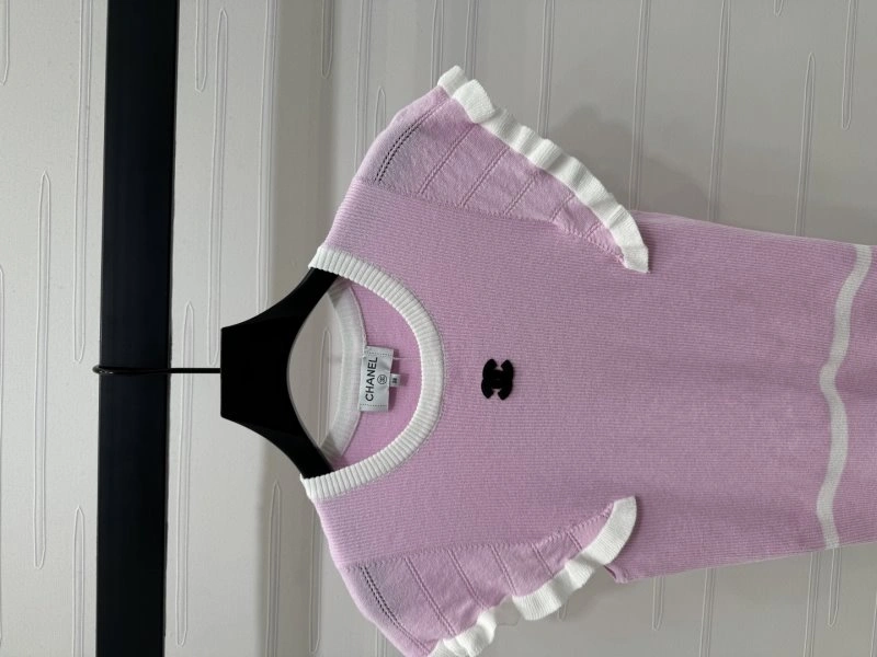 UrbanChic Chanel T-Shirts 110184
