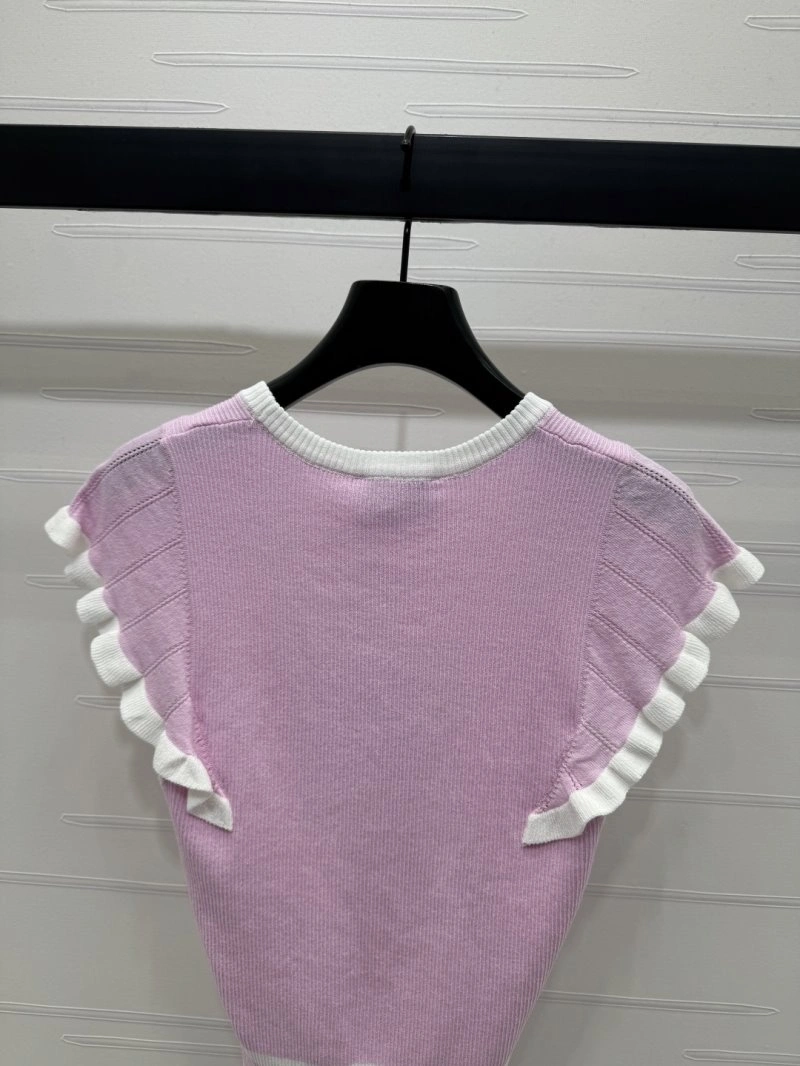 UrbanChic Chanel T-Shirts 110184