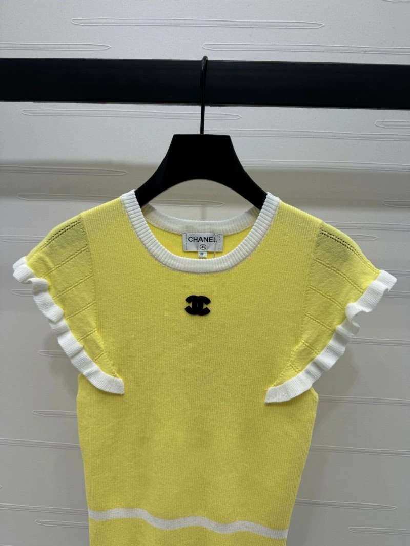 Sophisticated Chanel T-Shirts 110179