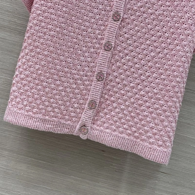 Modern Chanel T-Shirts 110171