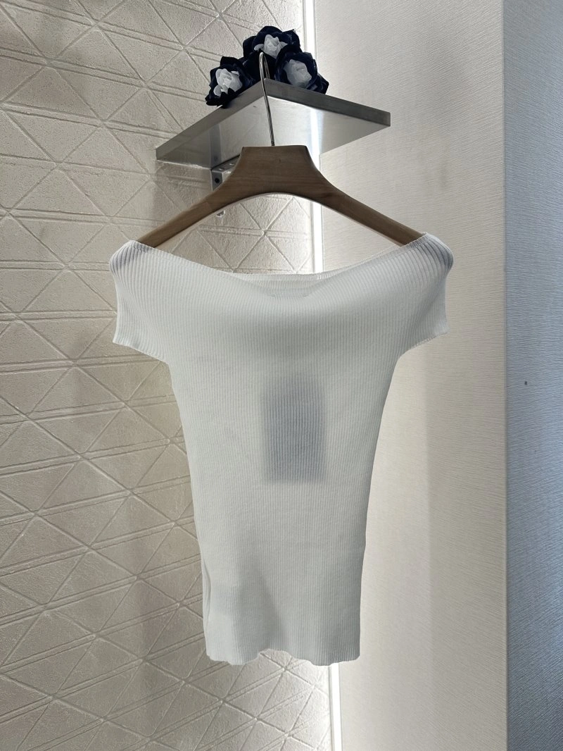 Unique Chanel T-Shirts 110180