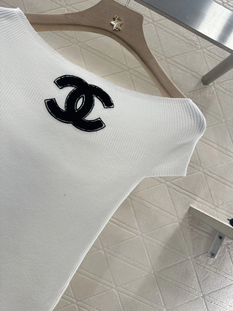Unique Chanel T-Shirts 110180