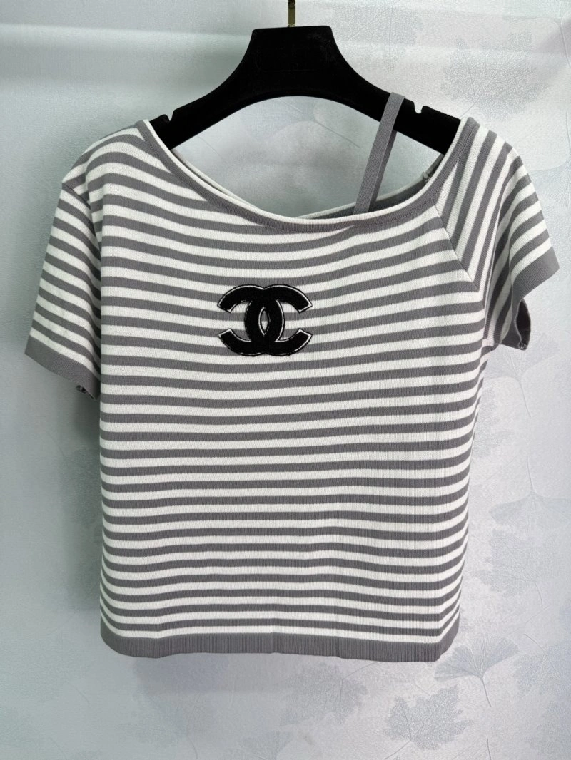 Sleek Chanel T-Shirts 110148