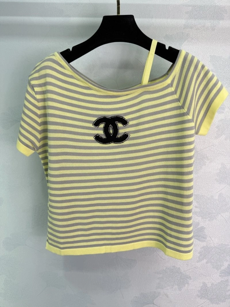 Sleek Chanel T-Shirts 110148