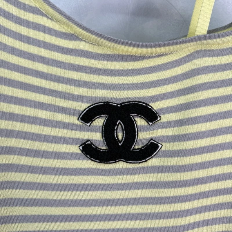 Sleek Chanel T-Shirts 110148
