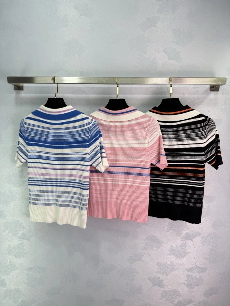 Stretchable Chanel T-Shirts 110145