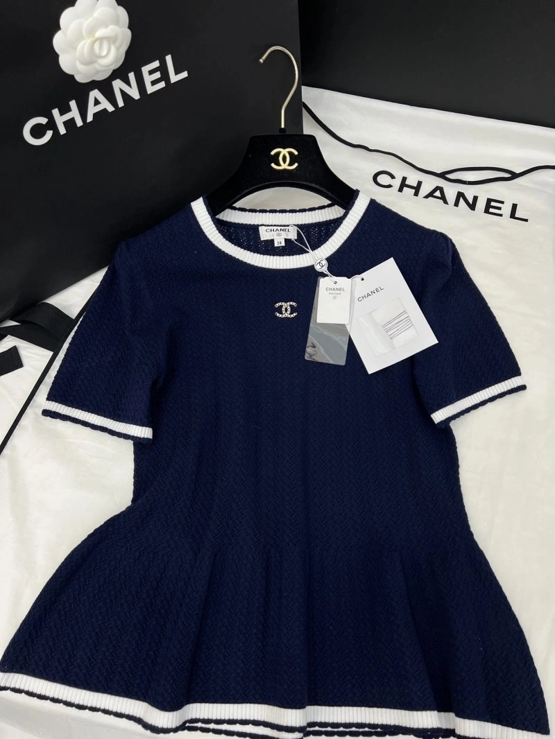 Reliable Chanel T-Shirts 110132