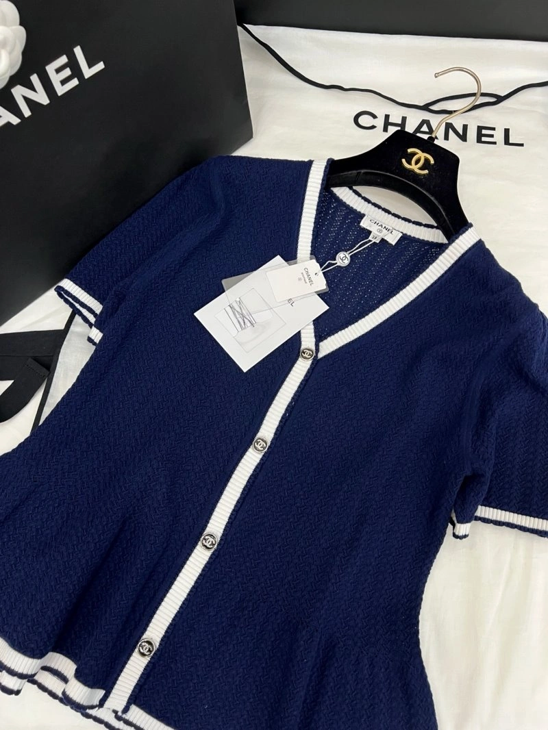 Bright Chanel T-Shirts 110125