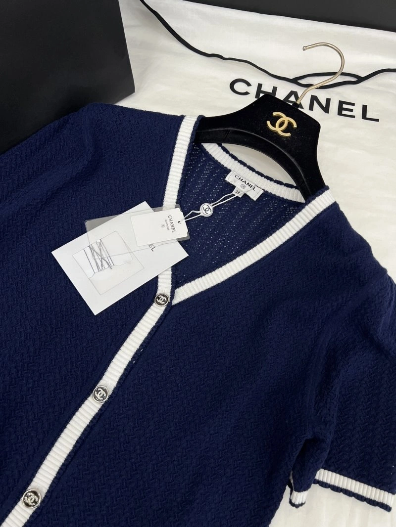 Bright Chanel T-Shirts 110125