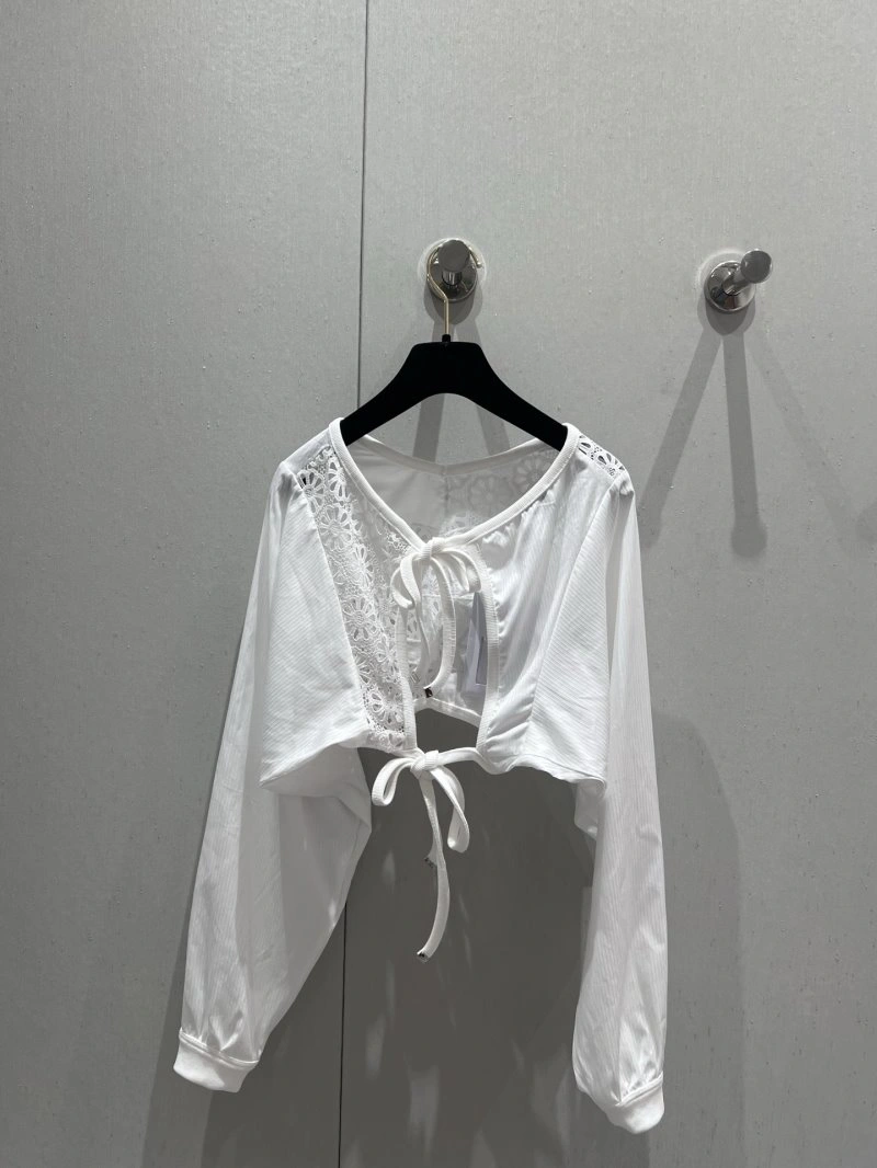Stylish Chanel T-Shirts 108039