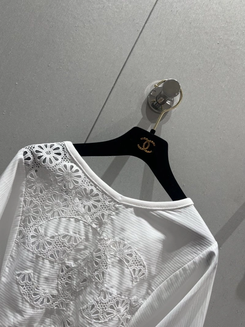 Stylish Chanel T-Shirts 108039