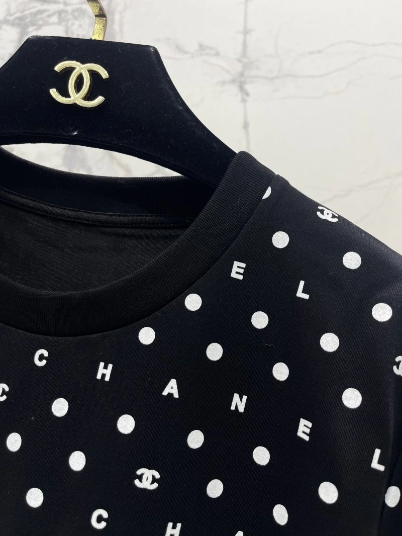 Chanel T-Shirts Premium 108038