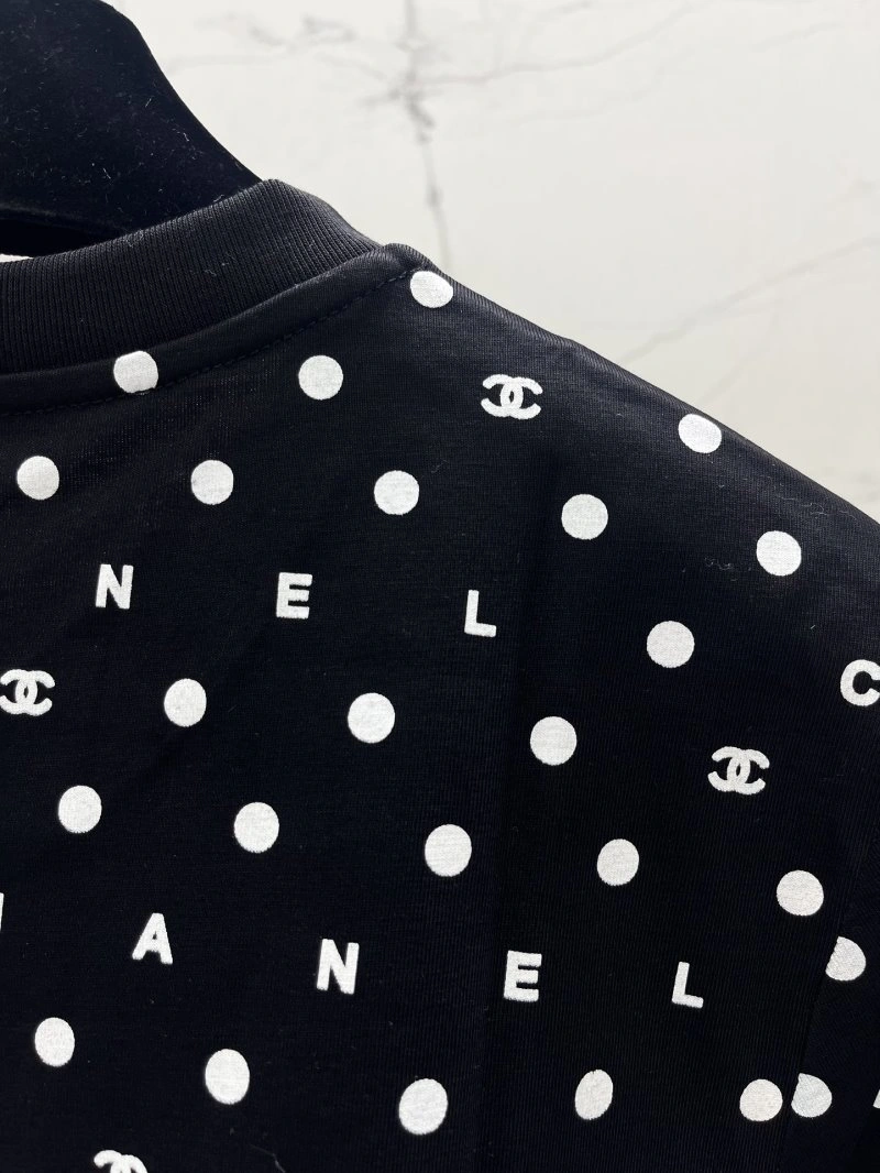 Chanel T-Shirts Premium 108038