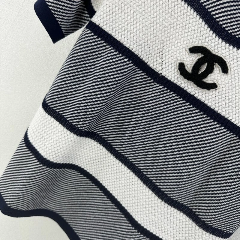 Chanel T-Shirts Breathable 108035
