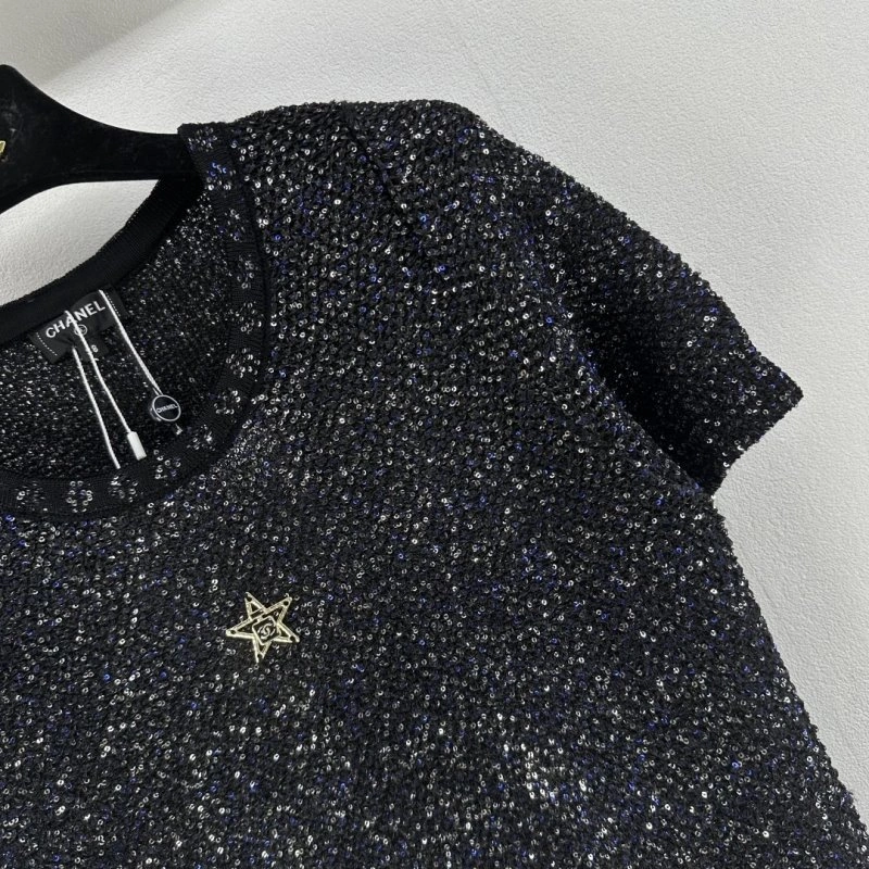 Versatile Chanel T-Shirts 108010