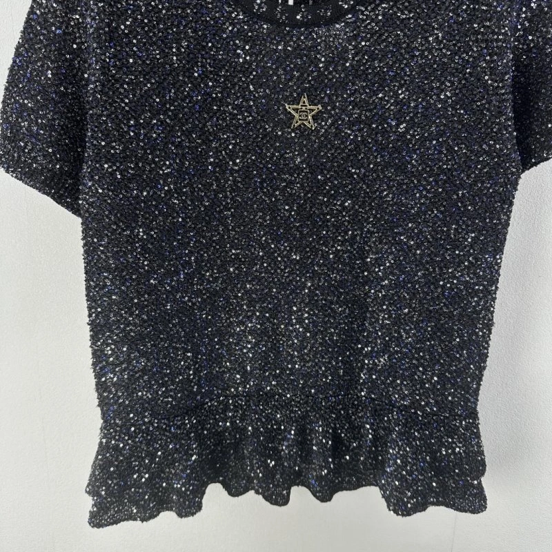 Versatile Chanel T-Shirts 108010