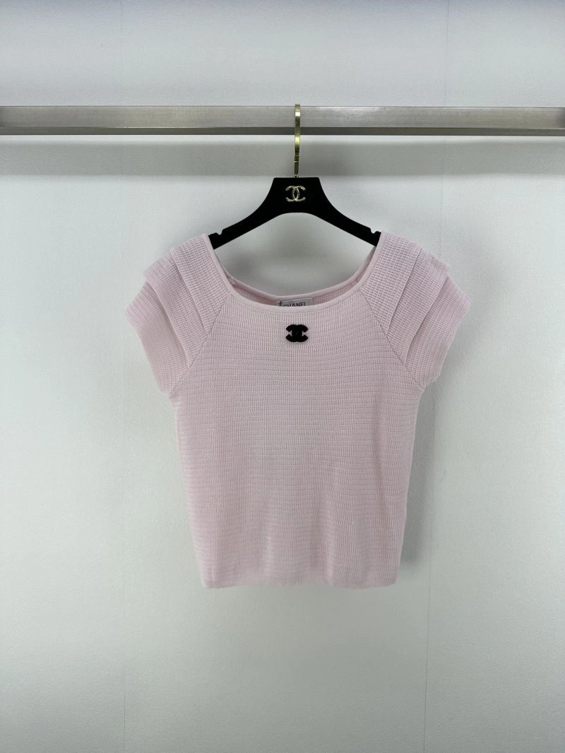 Chanel T-Shirts Unique 108001