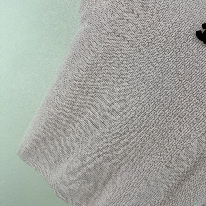Chanel T-Shirts Unique 108001
