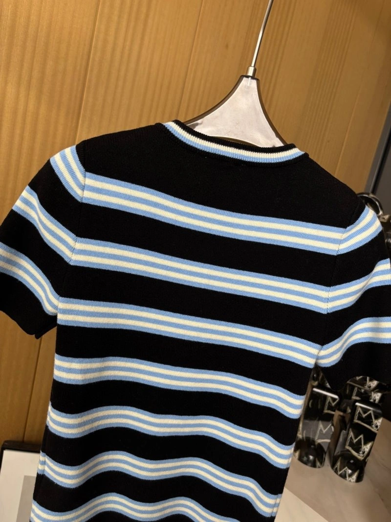 Classic Chanel T-Shirts 107993