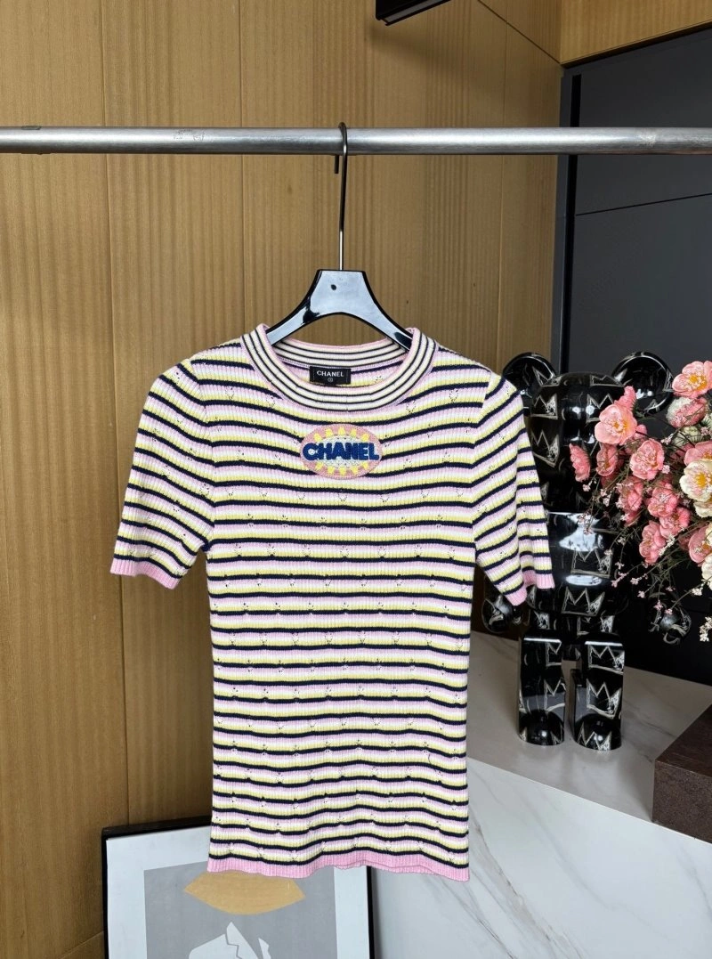 Affordable Chanel T-Shirts 107979
